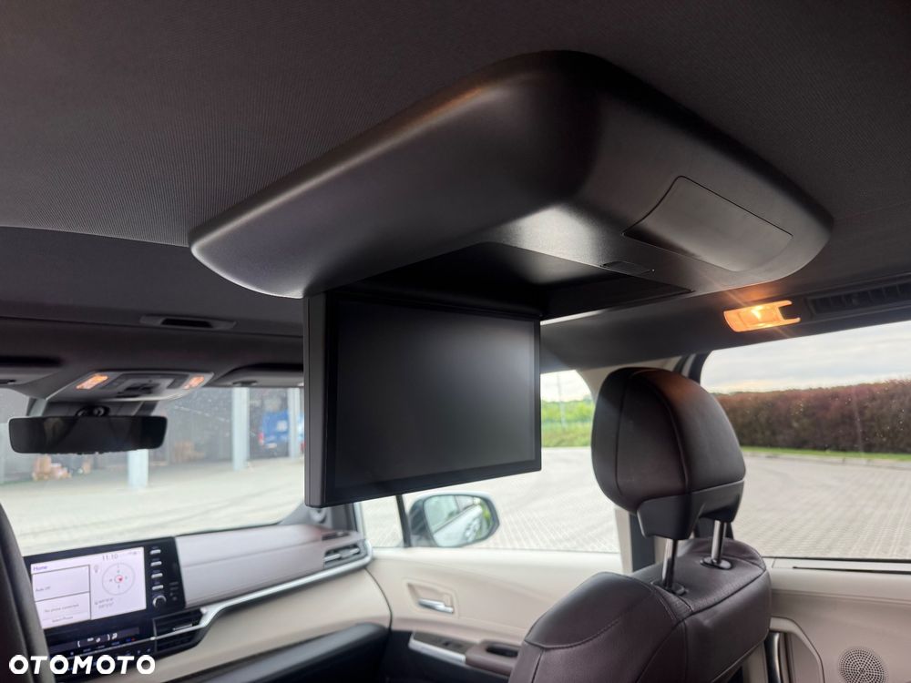 Toyota Sienna - 15