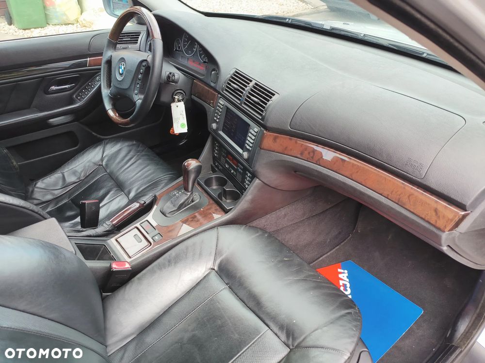 BMW Seria 5 - 10