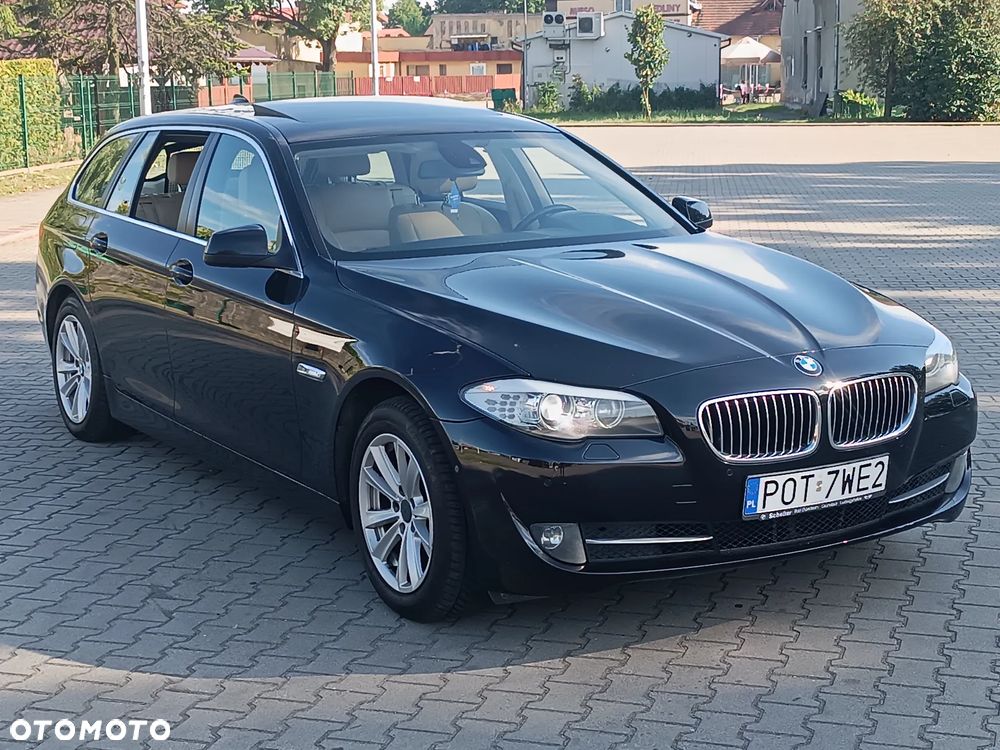 BMW Seria 5 520d Luxury Line - 4