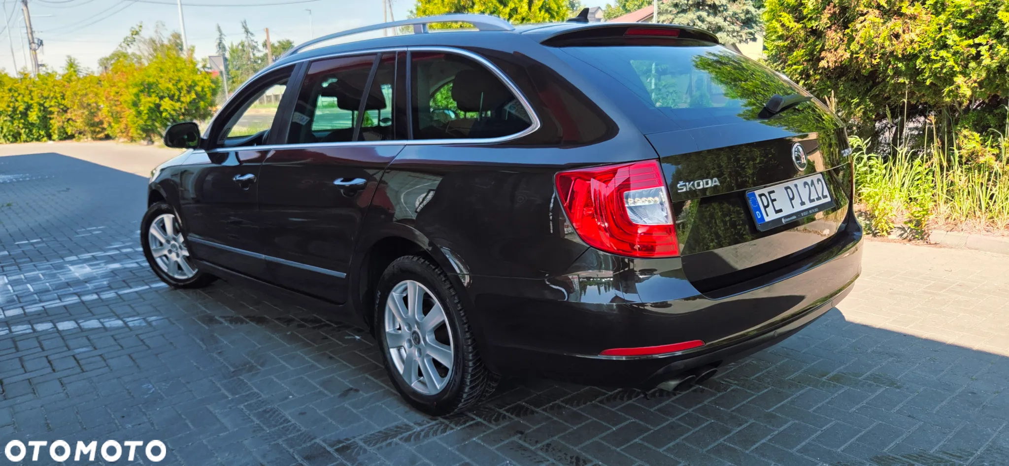 Skoda Superb 2.0 TDI Business DSG - 13