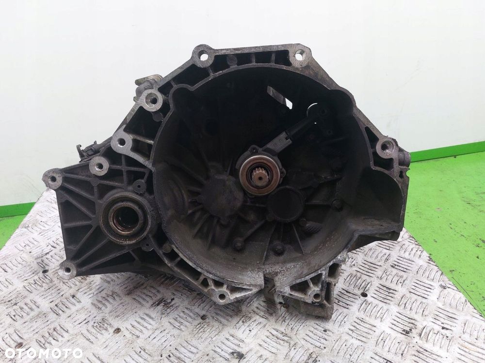 Skrzynia biegów Manualna Chevrolet HHR 2005-2011 2,4 B 61YEC 07124037 - 1