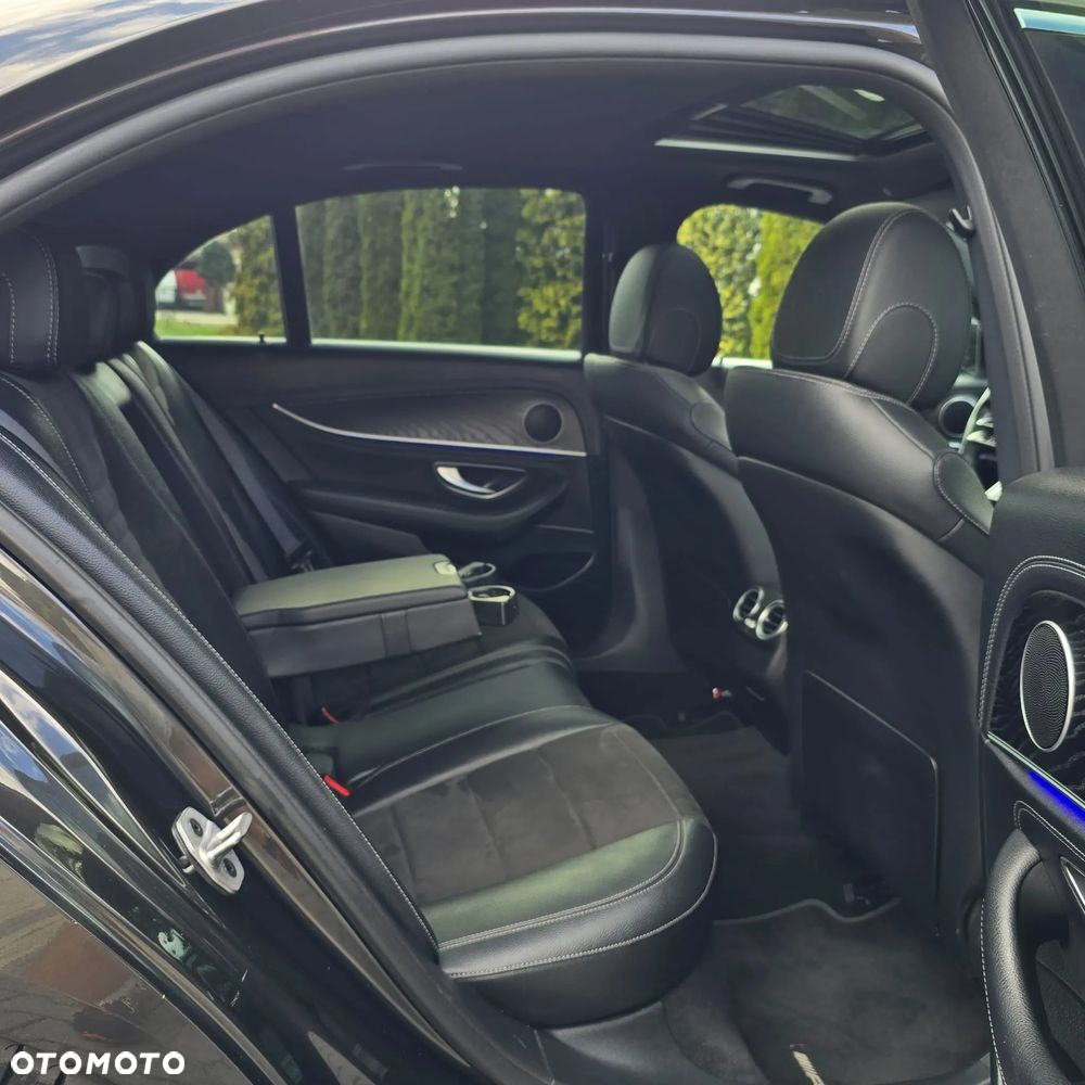 Mercedes-Benz Klasa E 220 d T 9G-TRONIC AMG Line - 23