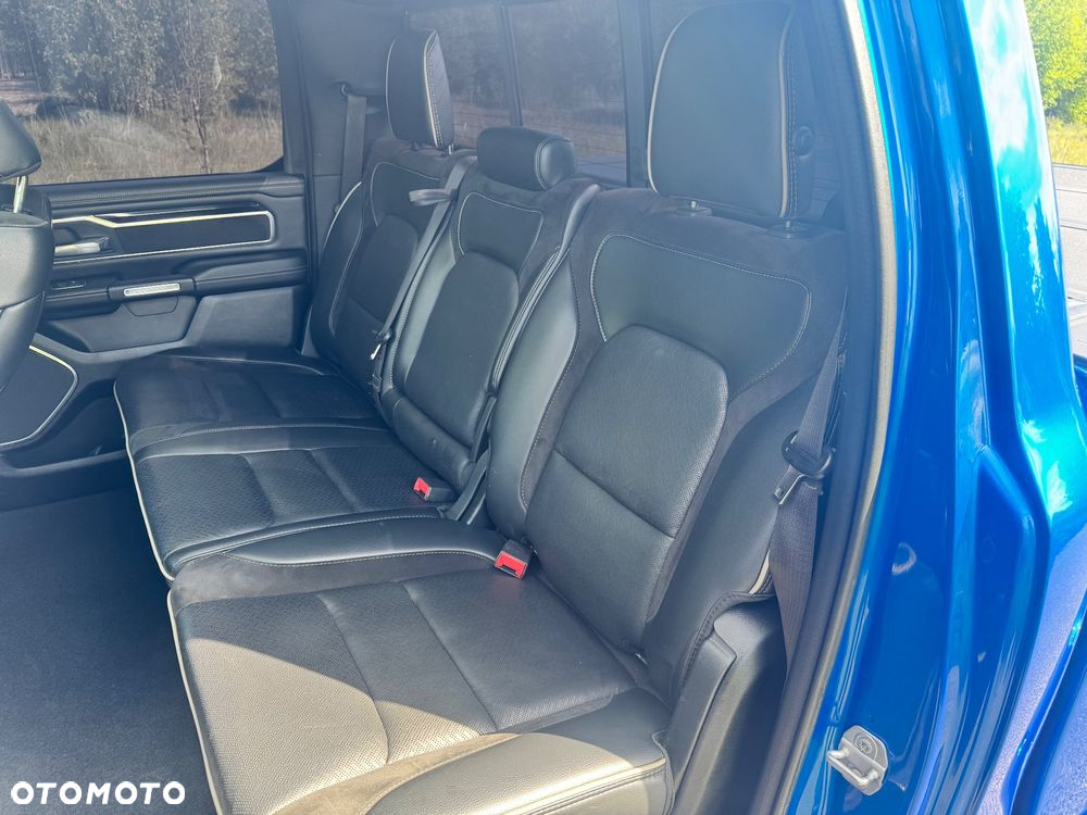 Dodge RAM 1500 5.7 4x4 - 14