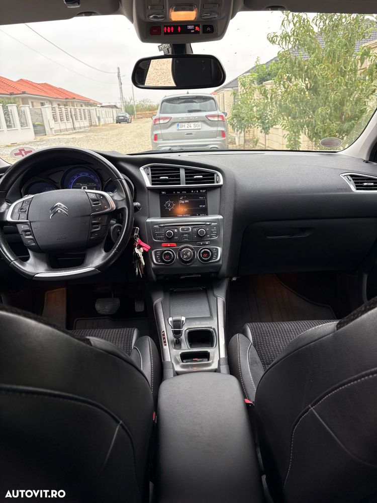 Citroën C4 1.6 e-HDi FAP Exclusive - 9