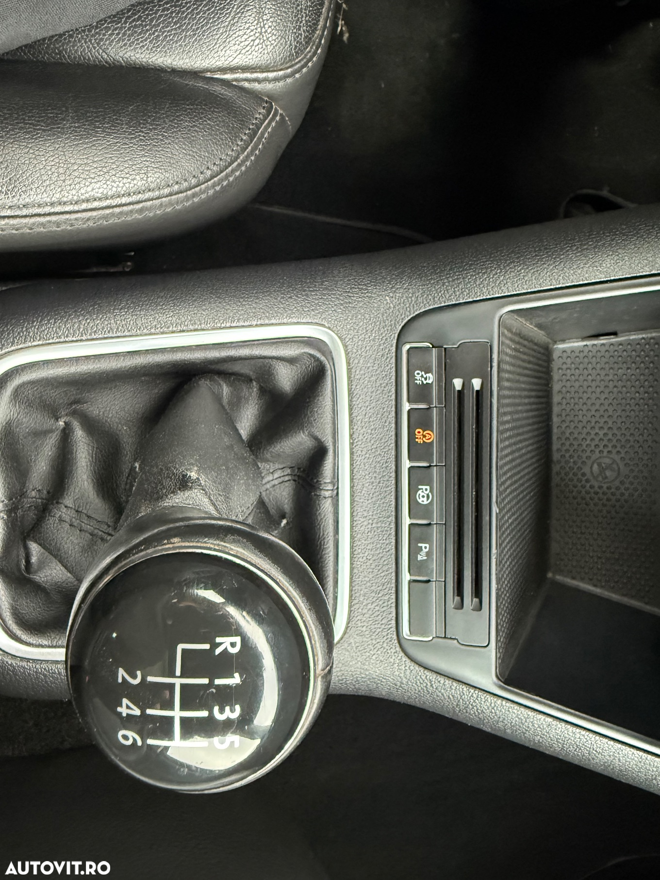 Volkswagen Tiguan - 10
