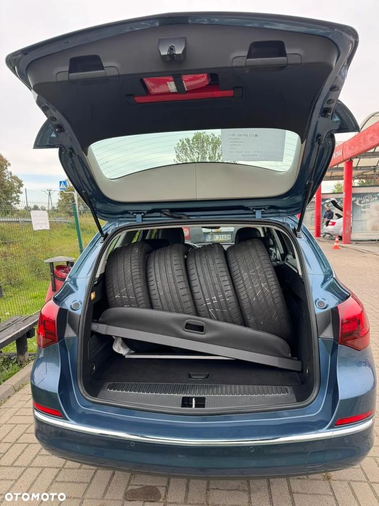 Opel Astra 1.6 Sports Tourer Automatik - 3