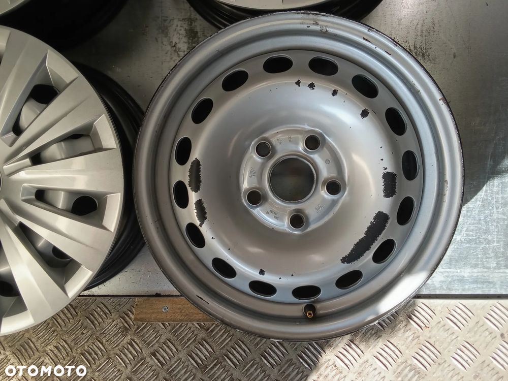 Felgi Vw Caddy Golf Passat 6Jx15 et47 5x112 - 7