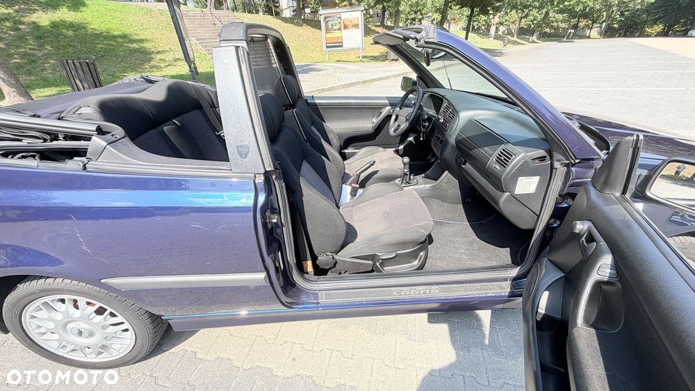 Volkswagen Golf Cabrio 1.8 - 28