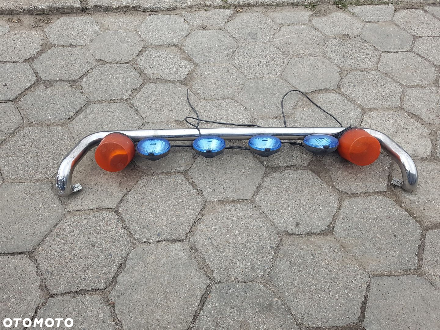 ORUROWANIE DACHU DACHOWE HALOGENY KOGUTY DAF XF 106 EURO 6 KABINA SPACE CAB - 3