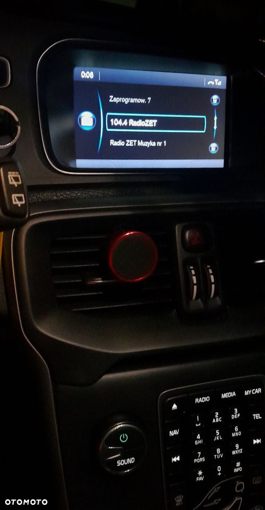 Volvo V40 D2 Momentum - 10