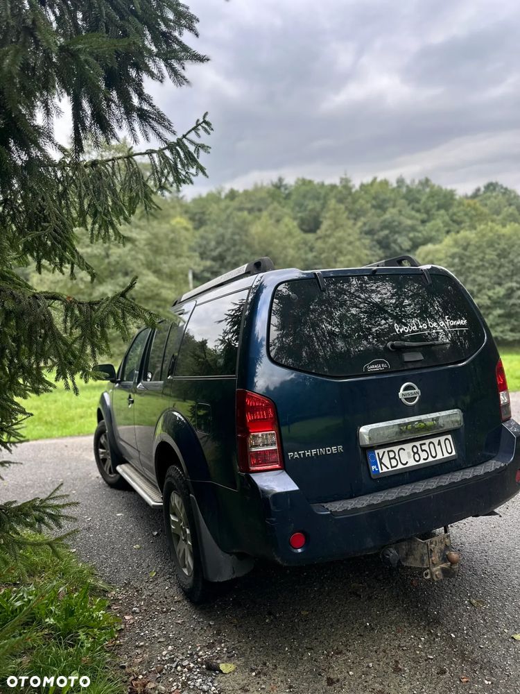Nissan Pathfinder - 4