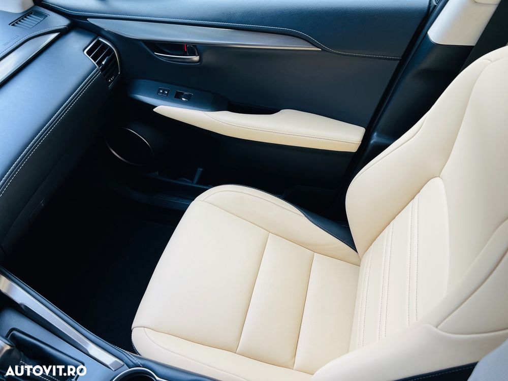 Lexus Seria NX 300h Executive Line - 15