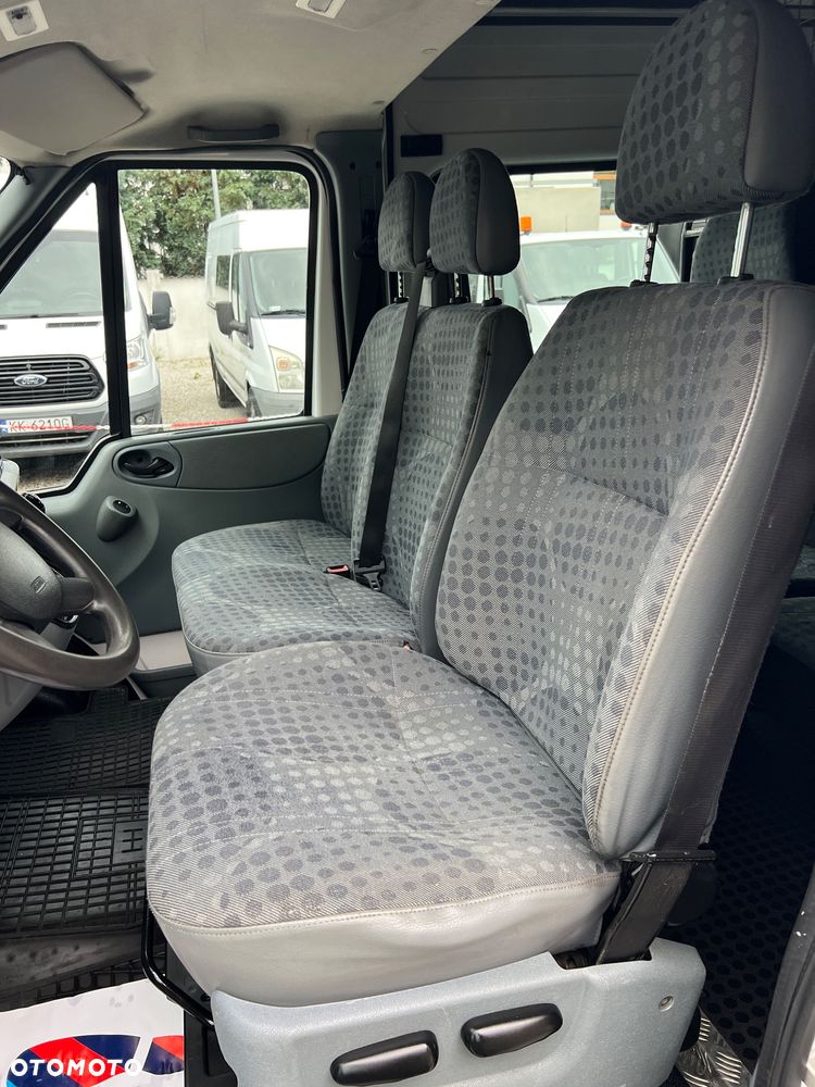 Ford Transit Furgon Brygadowy Doka 6 os. 4x4 AWD L3H2 2.4 TDCI 140KM MT6 - 22