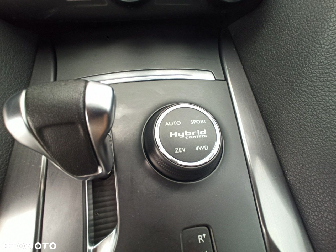 Citroën DS5 2.0 HDi Hybrid4 SoChic MCP - 16