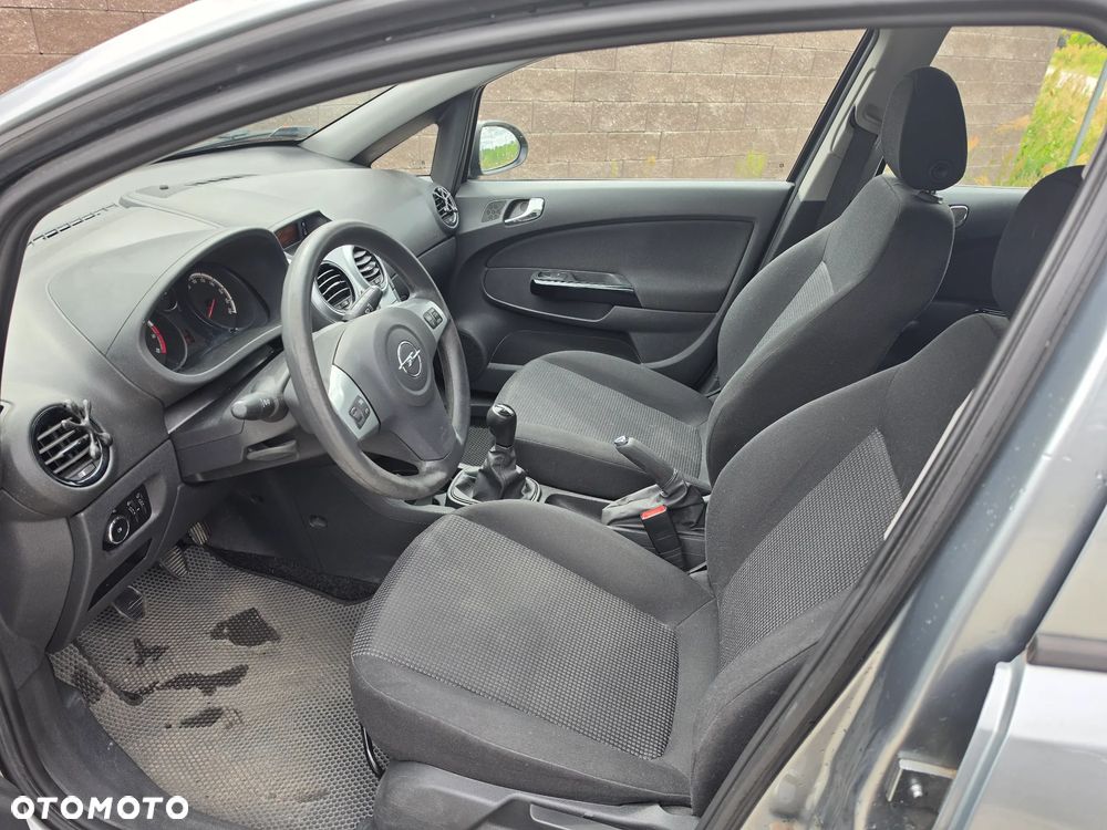 Opel Corsa - 4