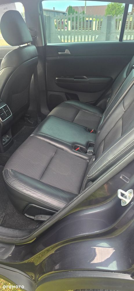 Kia Sportage 1.7 CRDI XL 2WD - 8