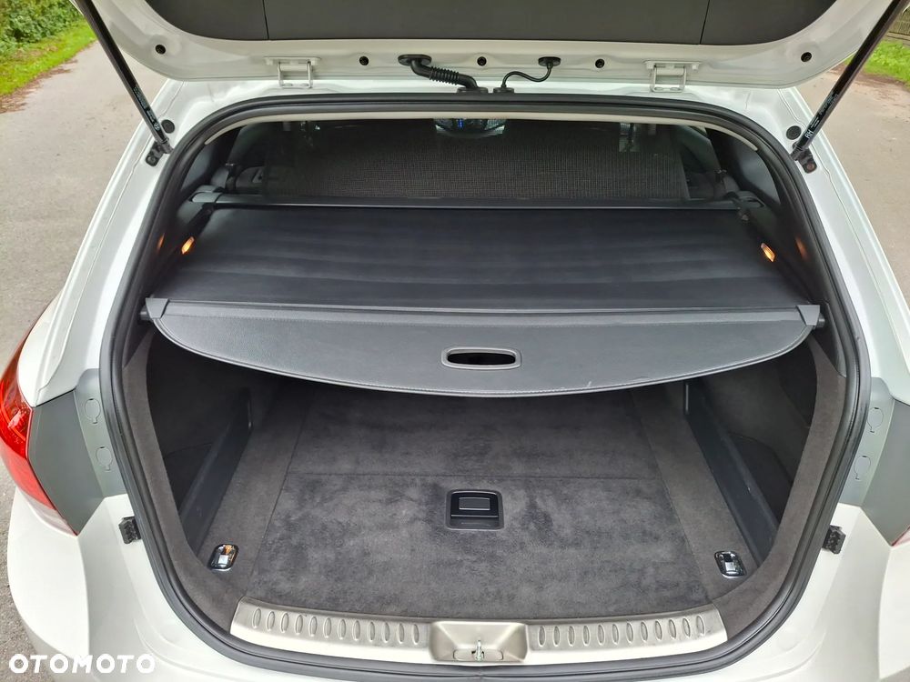 Hyundai i40 1.6 Comfort - 14