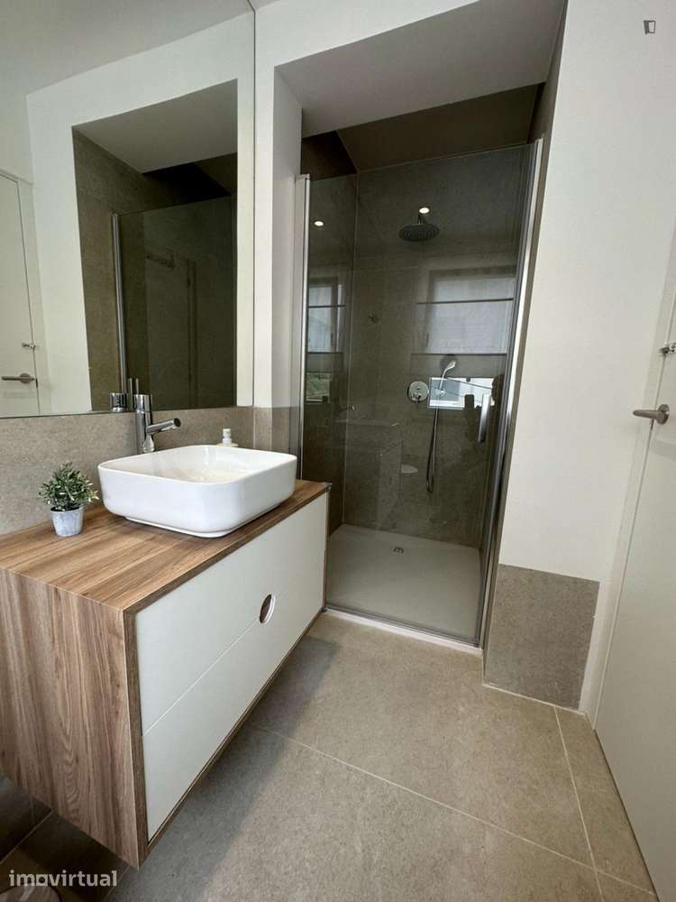Quarto - localizado em Estoril Lisbon - Grande imagem: 2/15