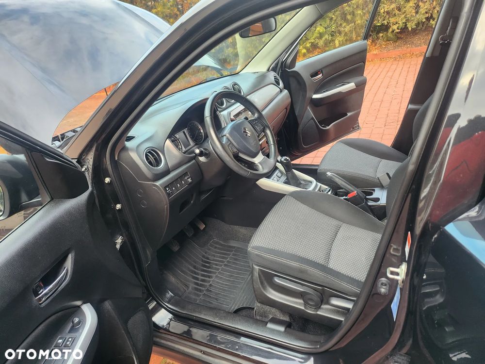 Suzuki Vitara 1.6 Comfort 2WD - 15
