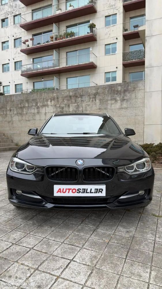 BMW 320 d Auto Line Sport - 4