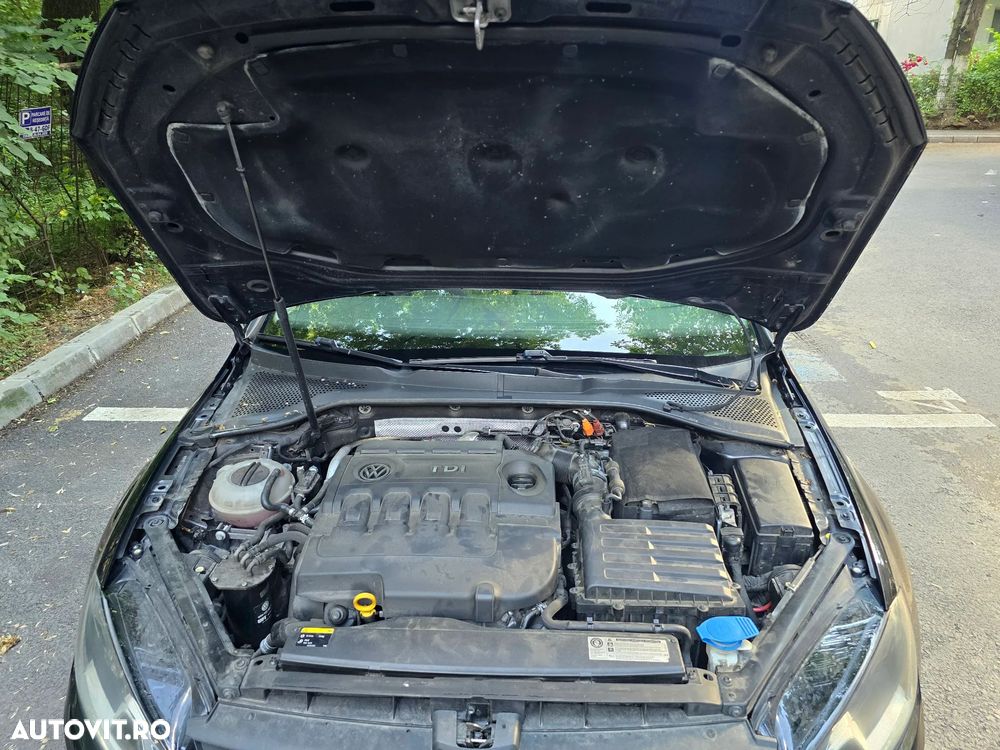 Volkswagen Golf 1.6 TDI BlueMotion Technology DSG Cup - 11