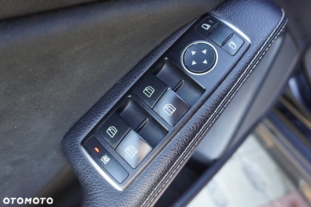 Mercedes-Benz GLA 180 Edition 1 - 33