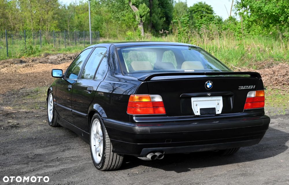 BMW Seria 3 - 15