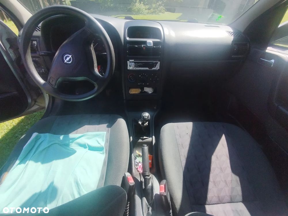 Opel Astra 1.6 GL / Start - 4
