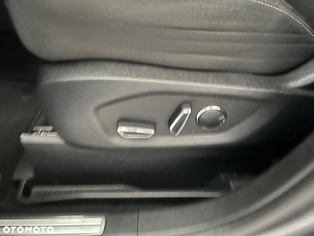 Ford S-Max - 15