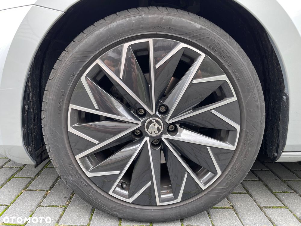 Skoda Kodiaq 2.0 TSI 4x4 L&K DSG - 36