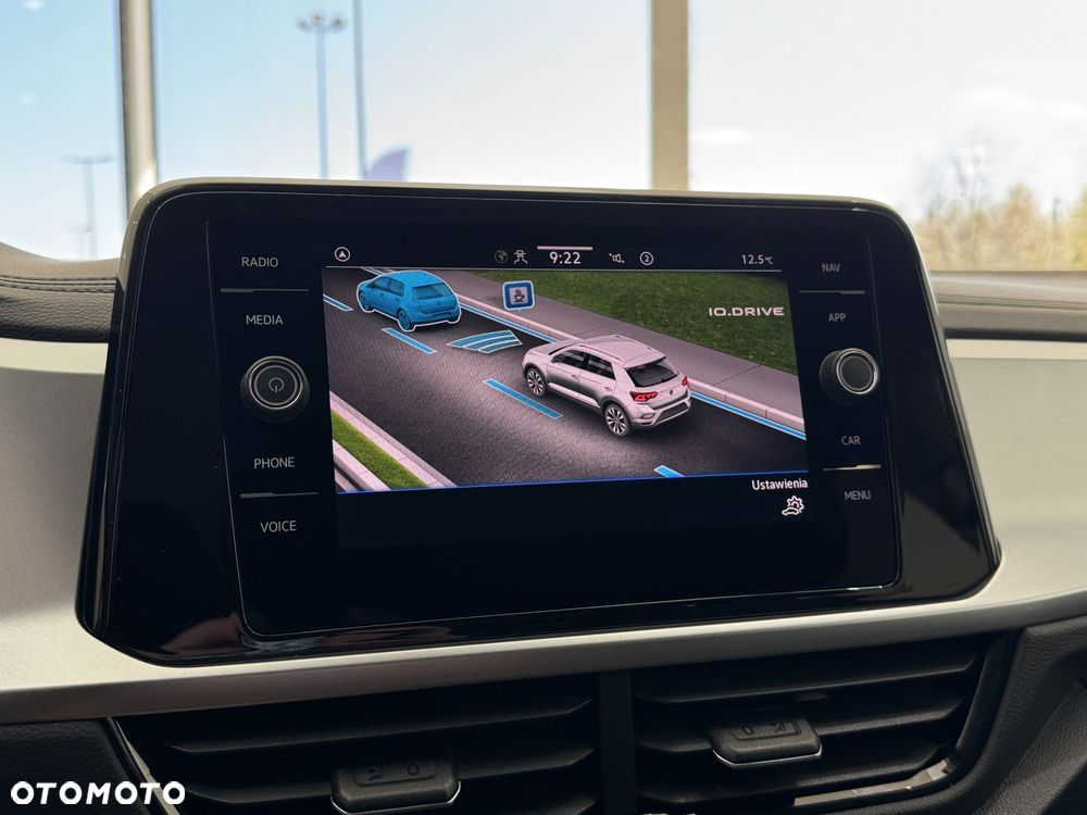 Volkswagen T-Roc - 32