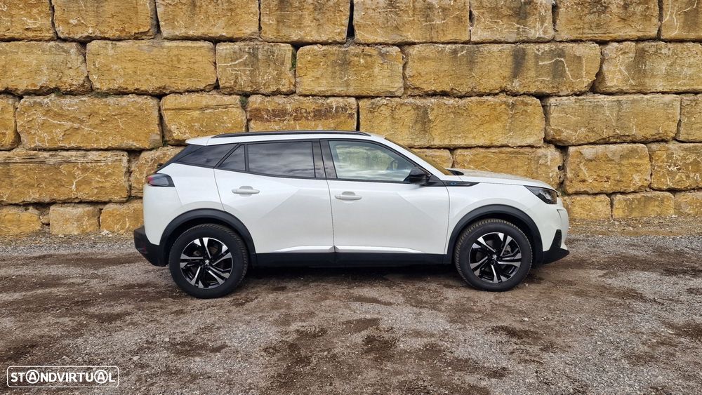 Peugeot e-2008 50 kWh Allure - 5