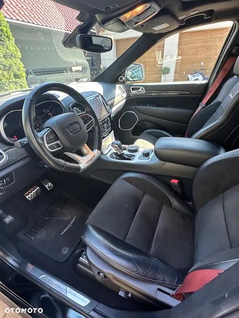 Jeep Grand Cherokee - 6