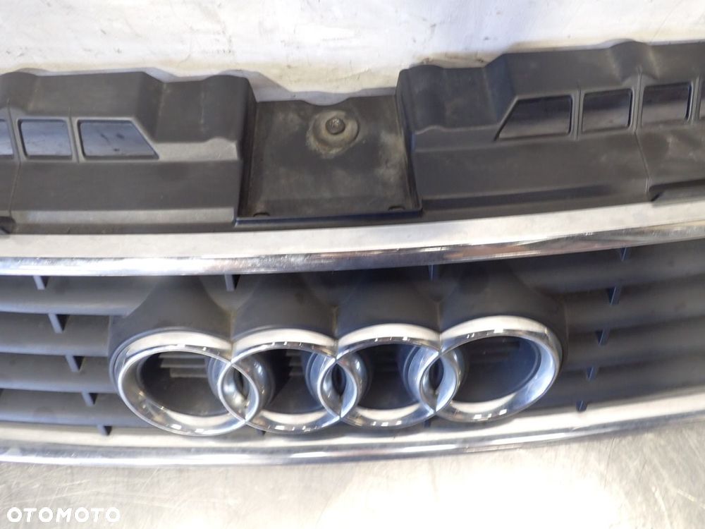GRILL ATRAPA AUDI A3 8P 2.0TDI 8P3853651 - 3