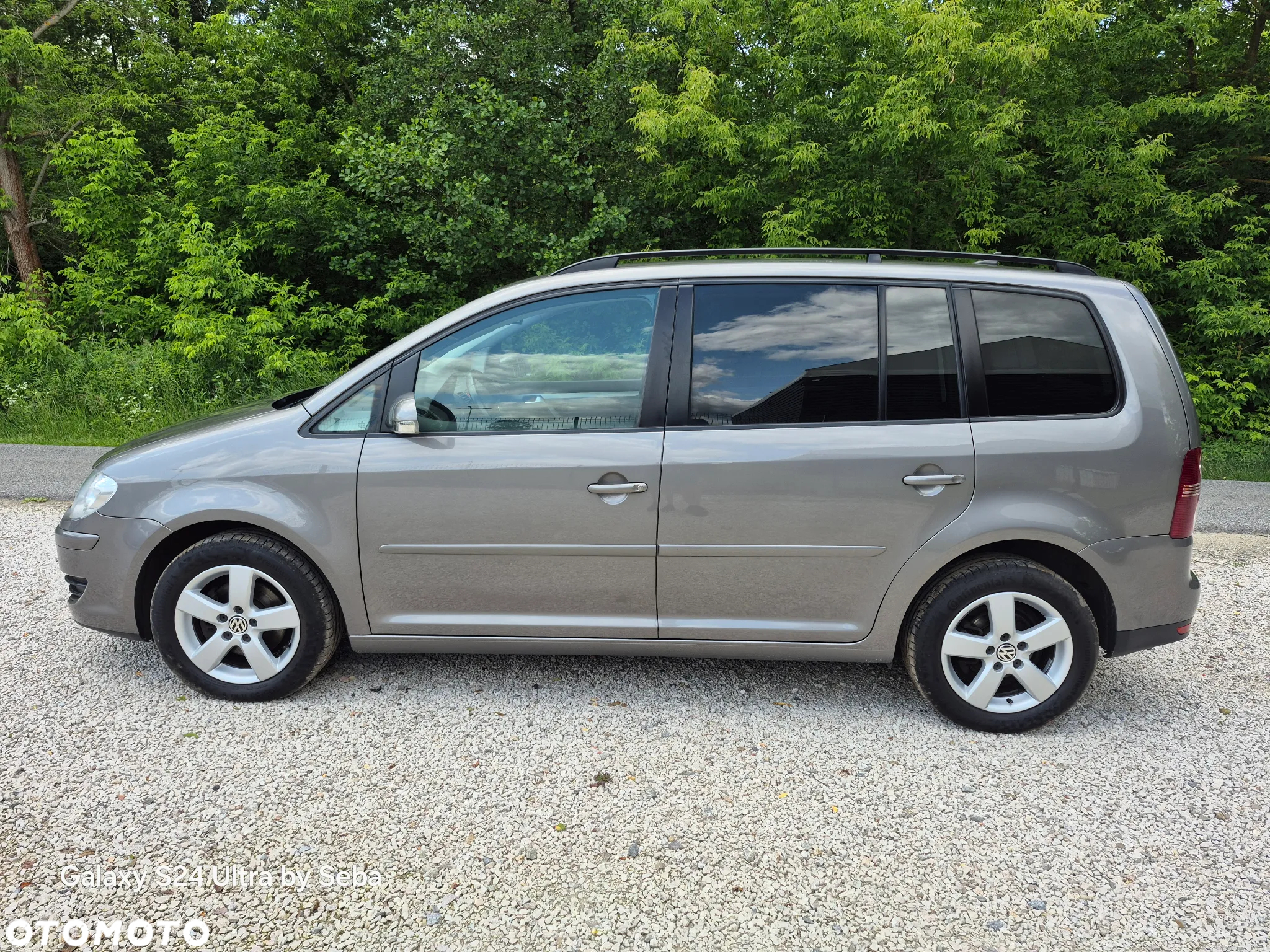 Volkswagen Touran 2.0 TDI Highline - 8