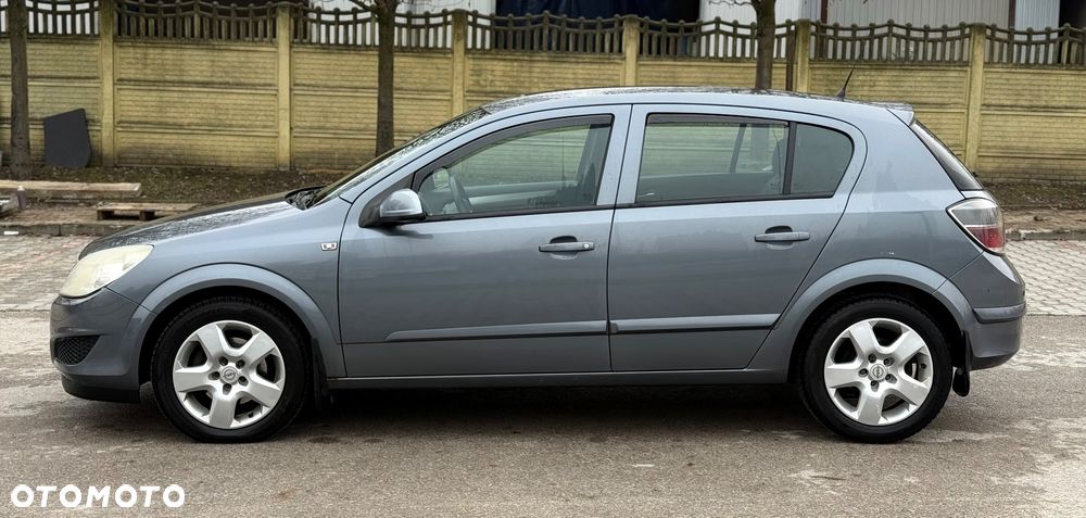 Opel Astra - 4