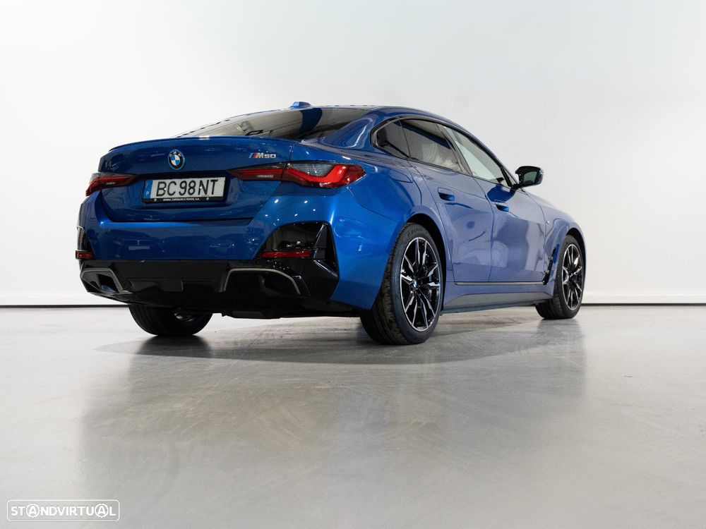 BMW i4 - 2