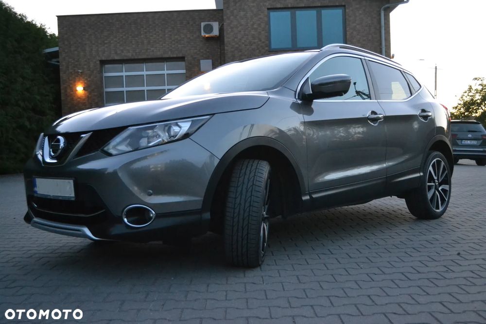 Nissan Qashqai 1.6 DIG-T Tekna+ - 2