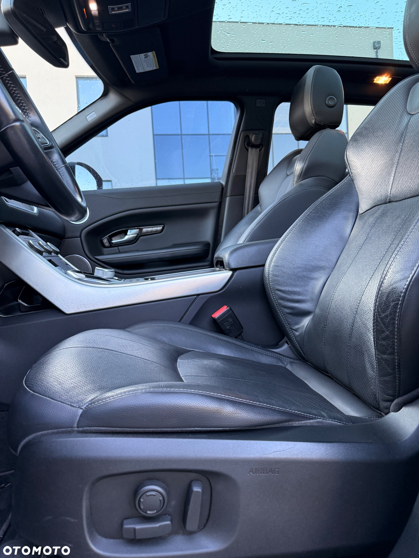 Land Rover Range Rover Evoque - 14