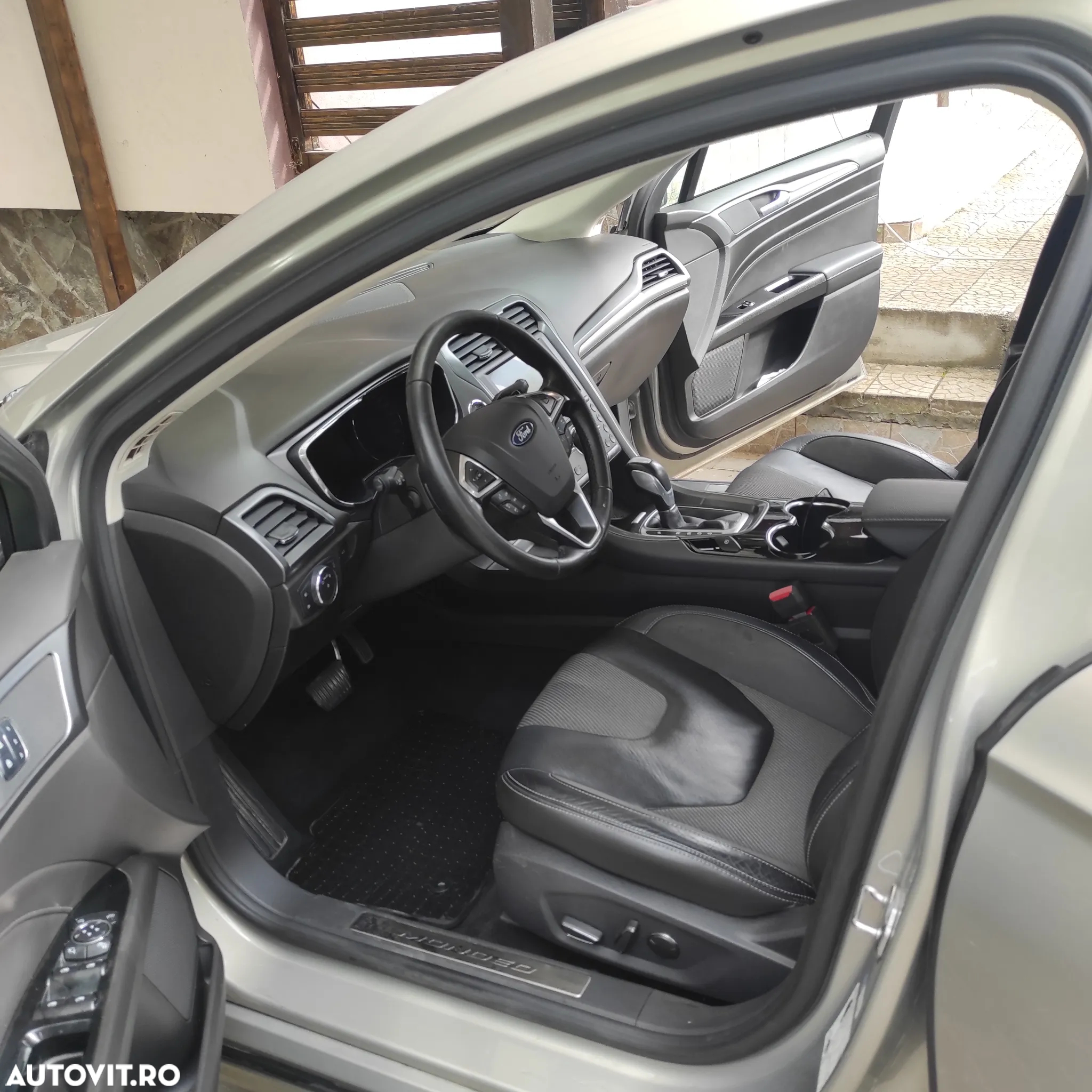Ford Mondeo - 8