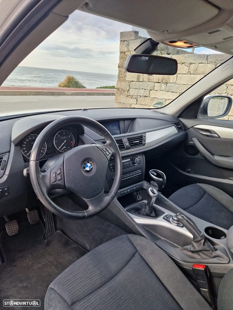 BMW X1 xDrive18d - 9