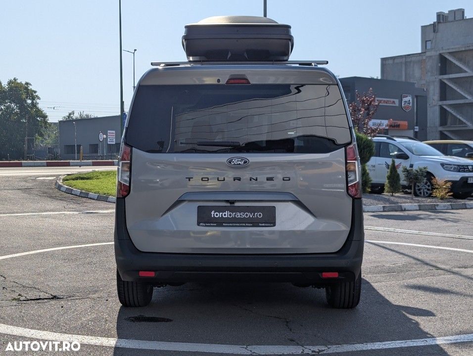 Ford Tourneo Courier - 7