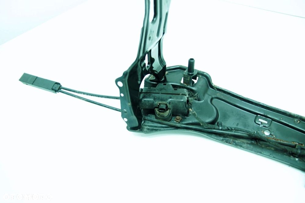 PAS PRZEDNI WZMOCNIENIE OE - MERCEDES CLK W209 C209 350 Cabriolet 06r - 6