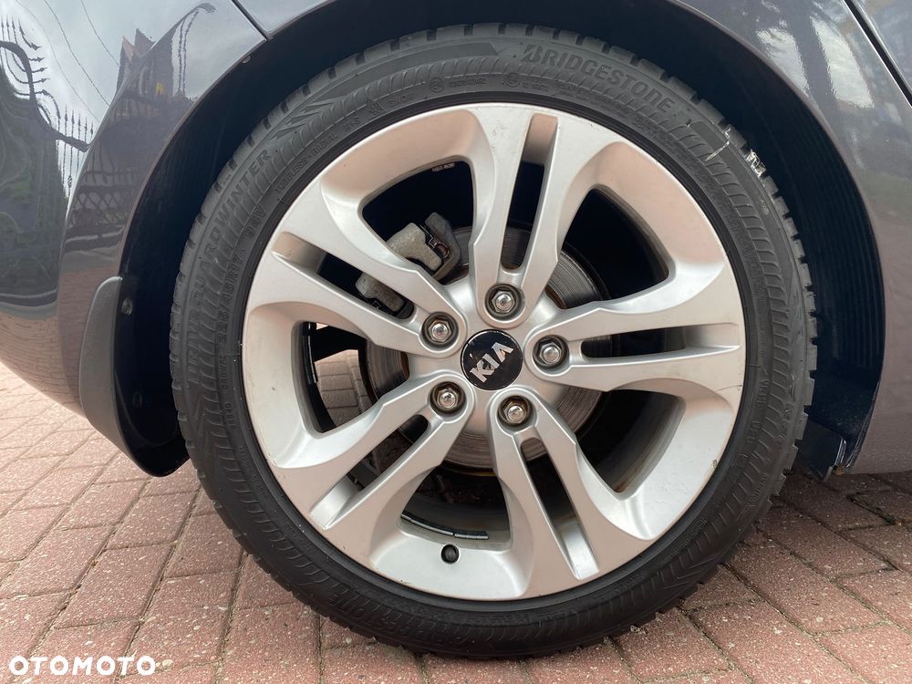 Kia Ceed 1.6 GDI Dream-Team Edition - 20