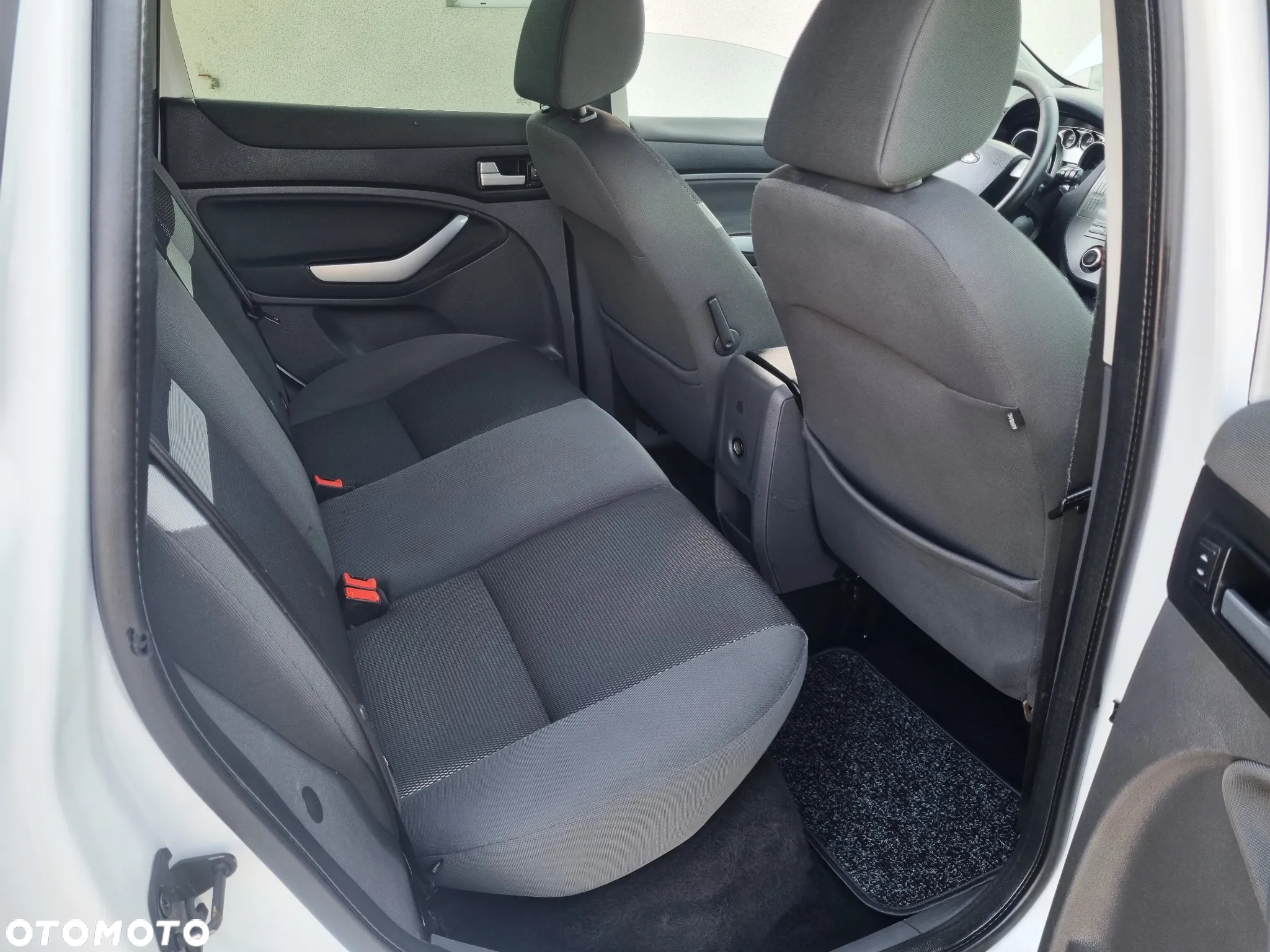 Ford Kuga 2.0 TDCi 4x4 Trend - 10