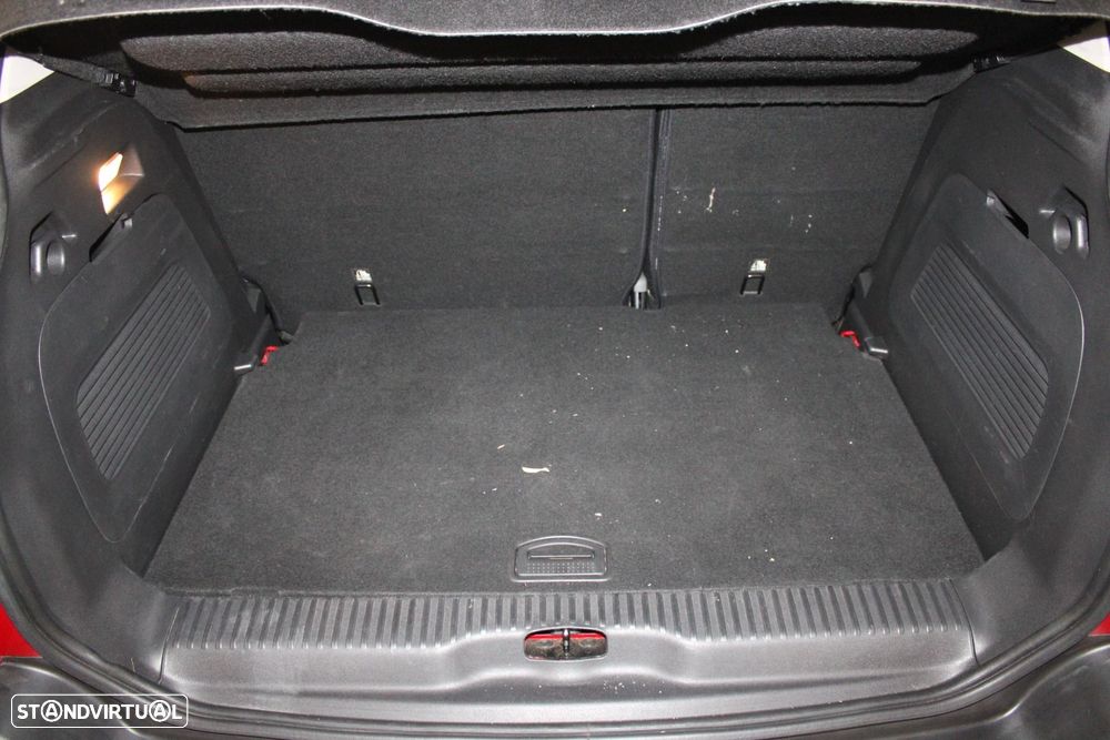 Citroën C3 Aircross 1.2 PureTech C-Series EAT6 — fotografia 31