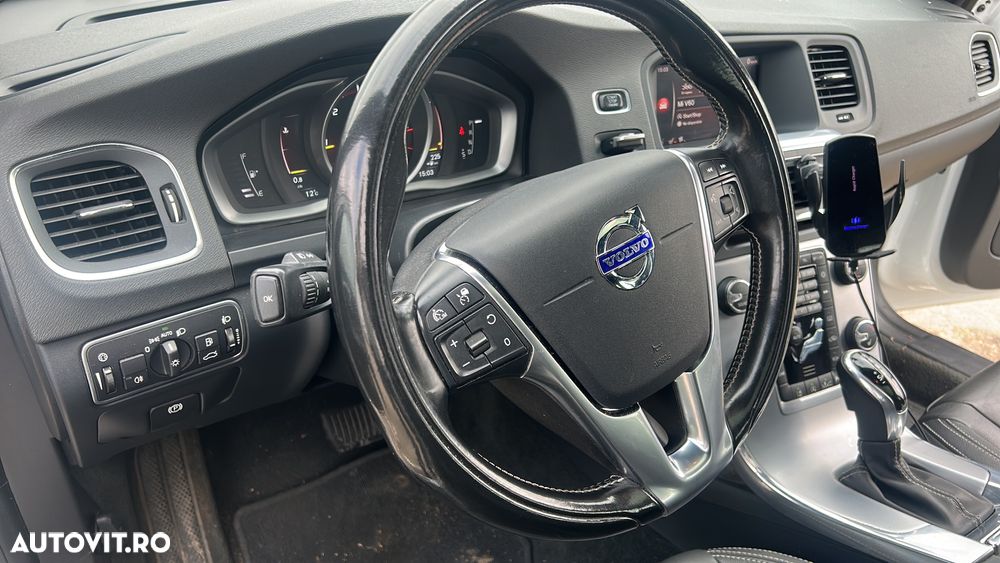 Volvo V60 D3 Geartronic Momentum - 4