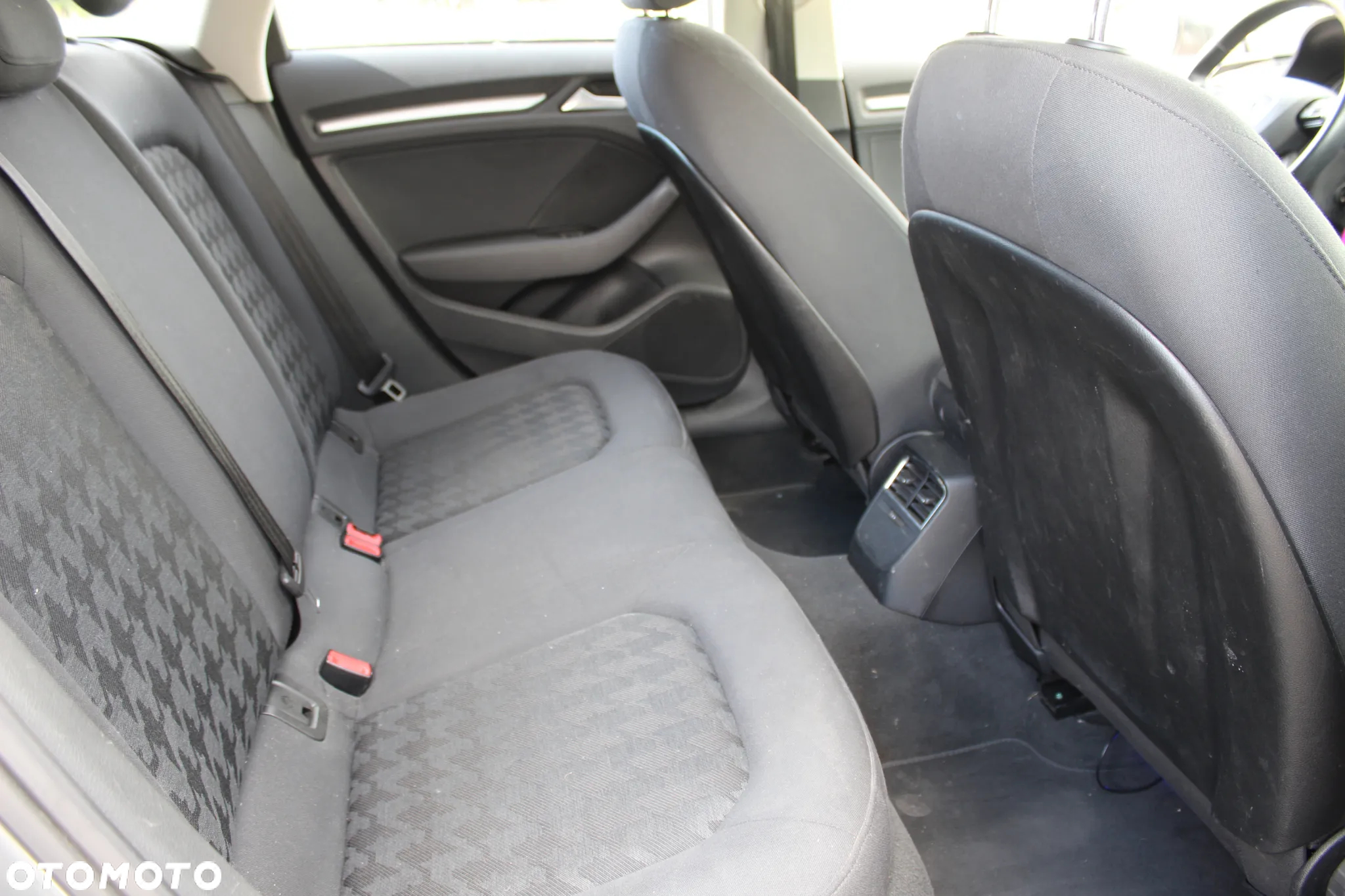 Audi A3 1.6 TDI ultra Attraction - 9