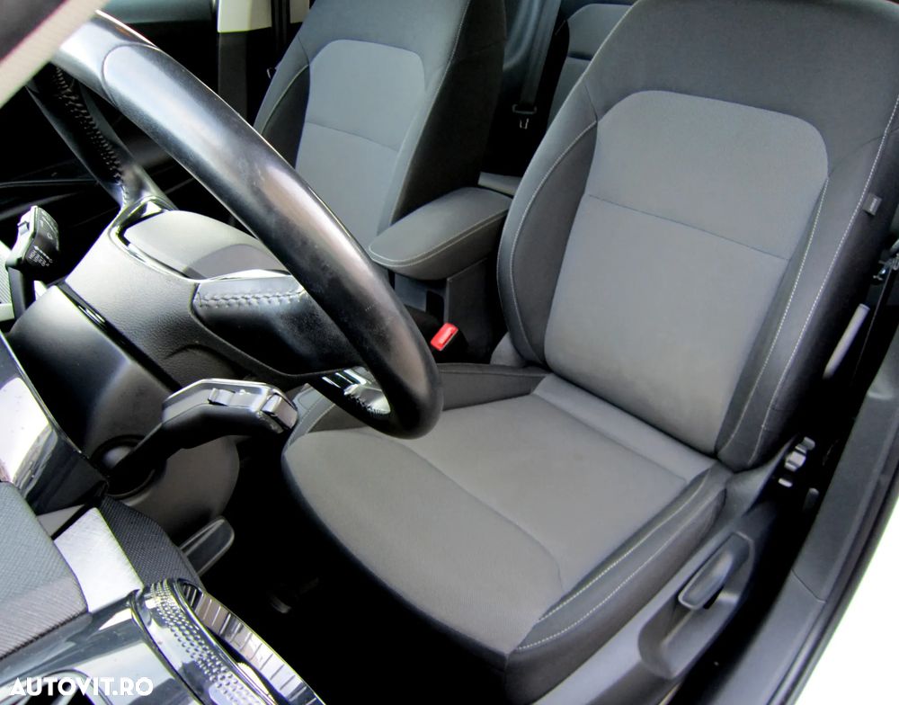 Skoda Fabia 1.0 TSI Ambition - 8