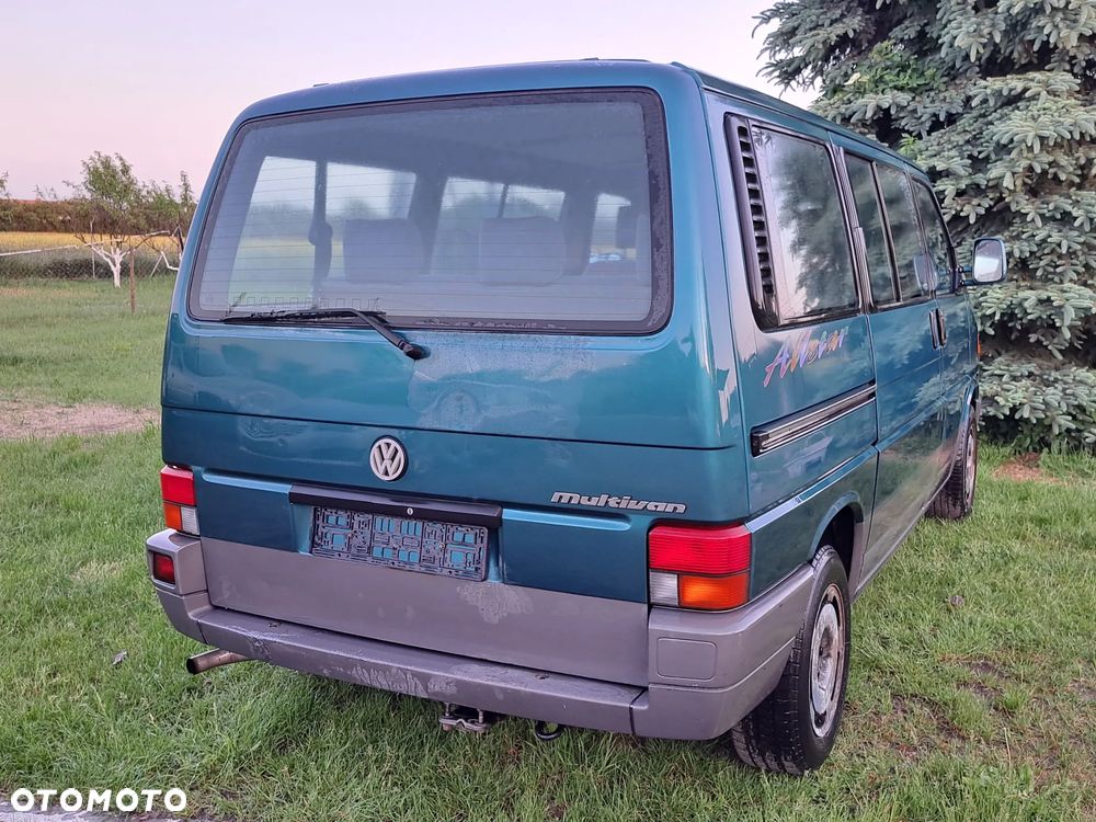 Volkswagen Multivan - 8